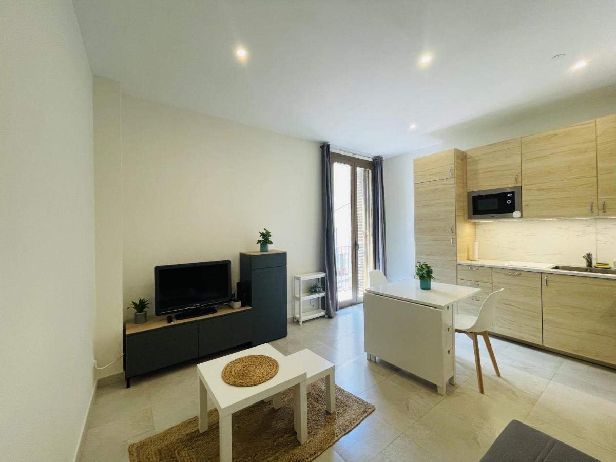 Nice Centric Apartment Vilanova i la Geltrú Εξωτερικό φωτογραφία